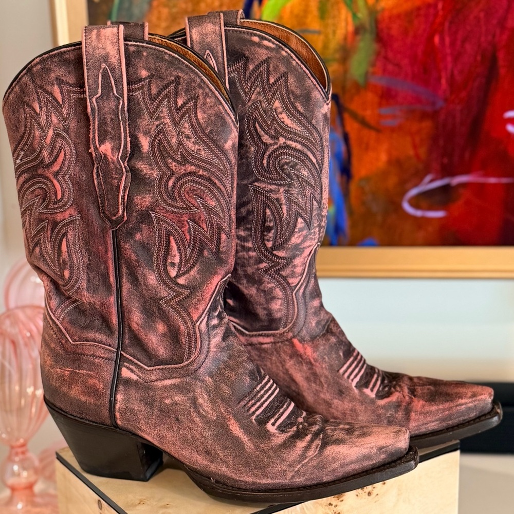 Dan Post Pink Distressed Leather Cowboy Boots Size 6.5 Western Snip Toe - Picture 12 of 12